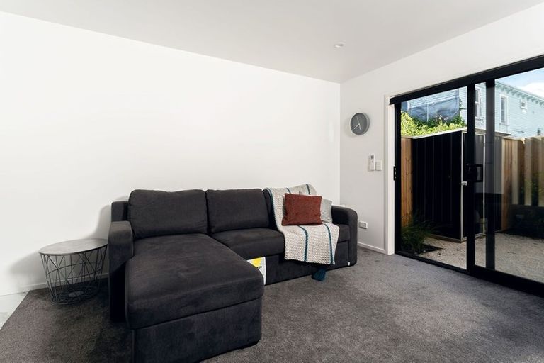 Photo of property in 2/269 Barbadoes Street, Christchurch Central, Christchurch, 8011
