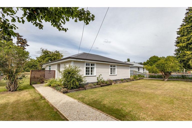 Photo of property in 10 Lyndon Street, Culverden, 7392