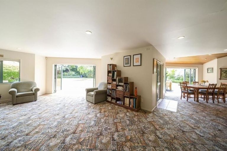 Photo of property in 173 South Road, Hawera, 4610