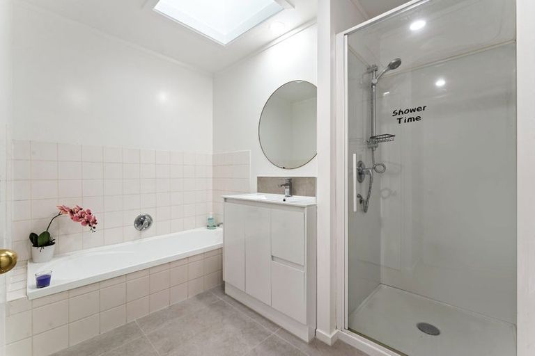 Photo of property in 6 Clover Drive, Henderson, Auckland, 0610