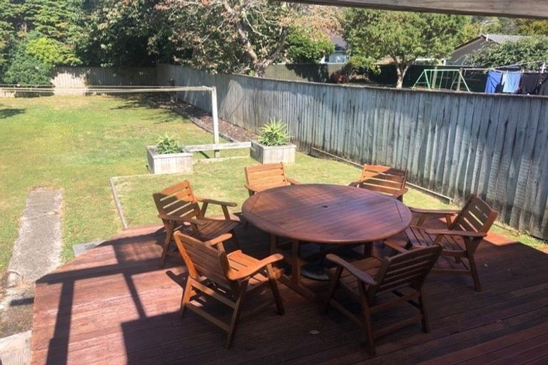 Photo of property in 25 Burden Avenue, Wainuiomata, Lower Hutt, 5014