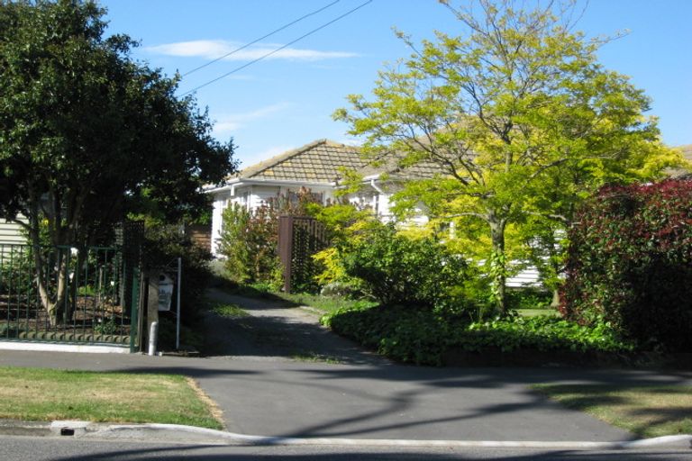 Photo of property in 58 Bevington Street, Avonhead, Christchurch, 8042