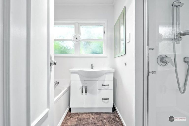 Photo of property in 470e Stokes Valley Road, Stokes Valley, Lower Hutt, 5019