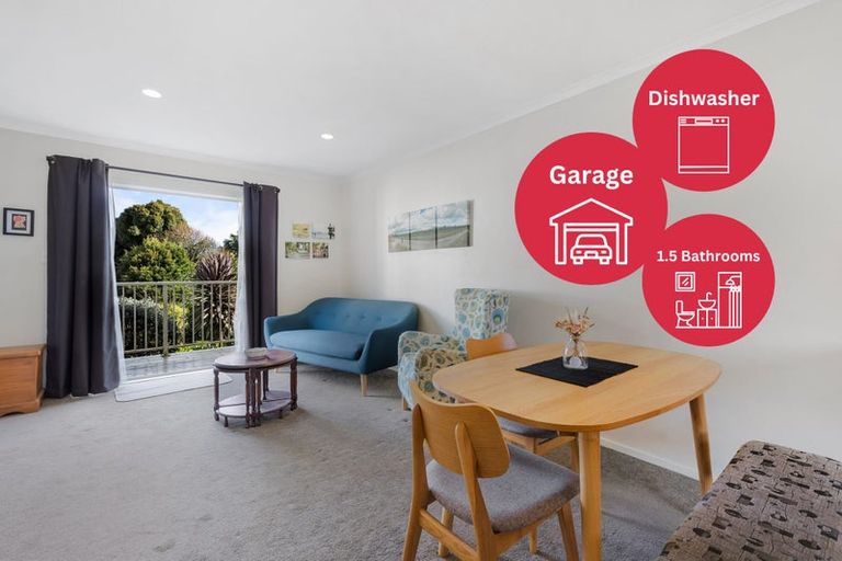 Photo of property in 10/4 Keeling Road, Henderson, Auckland, 0612