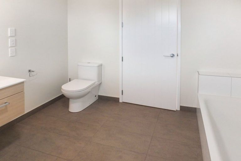 Photo of property in 90 Bergin Road, Foxton, 4814