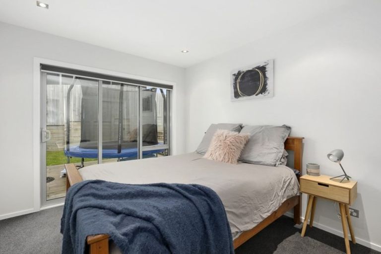 Photo of property in 21 Cosgrove Rise, Riverstone Terraces, Upper Hutt, 5018