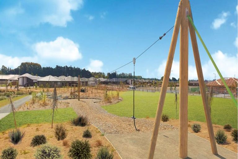 Photo of property in 14 Mackinnon Street, Marshland, 8083