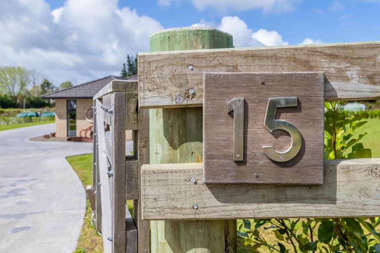 Photo of property in 15 Moses Road, Kaukapakapa, 0873