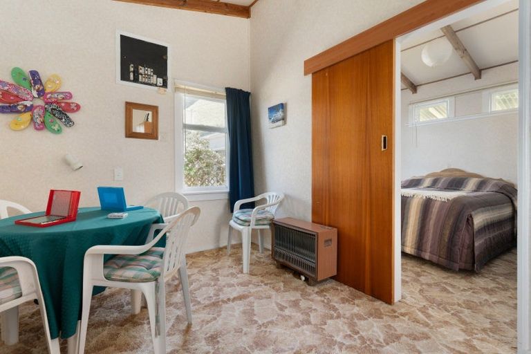 Photo of property in 265 Mataikona Road, Mataikona, Tinui, 5889