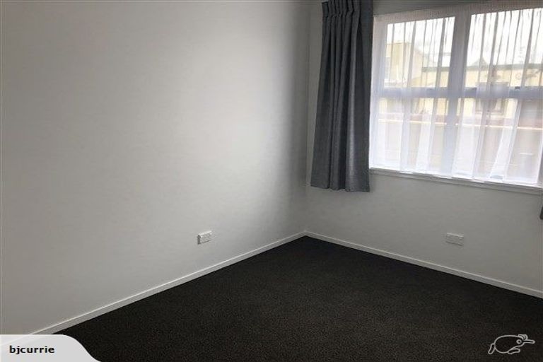 Photo of property in 35 Lombard Street, Palmerston North, 4410