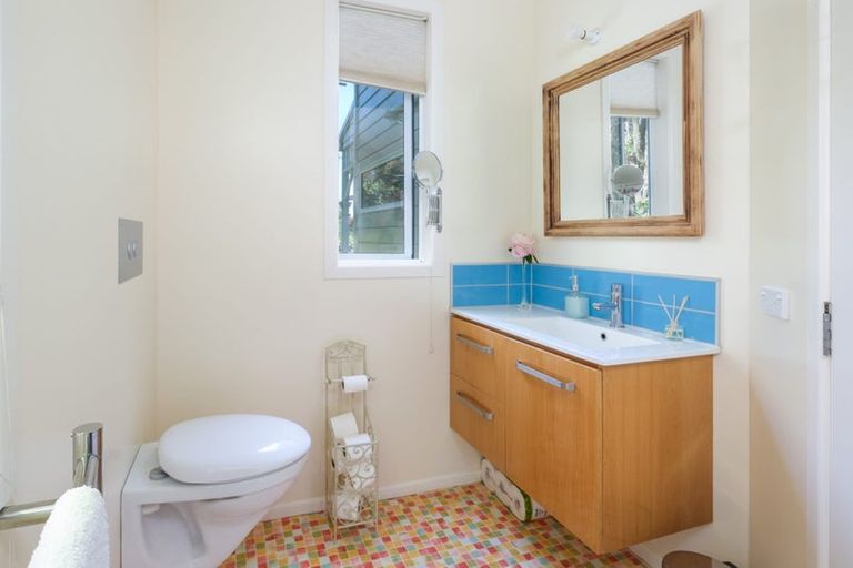 Photo of property in 14 Moerangi Street, Broad Bay, Dunedin, 9014