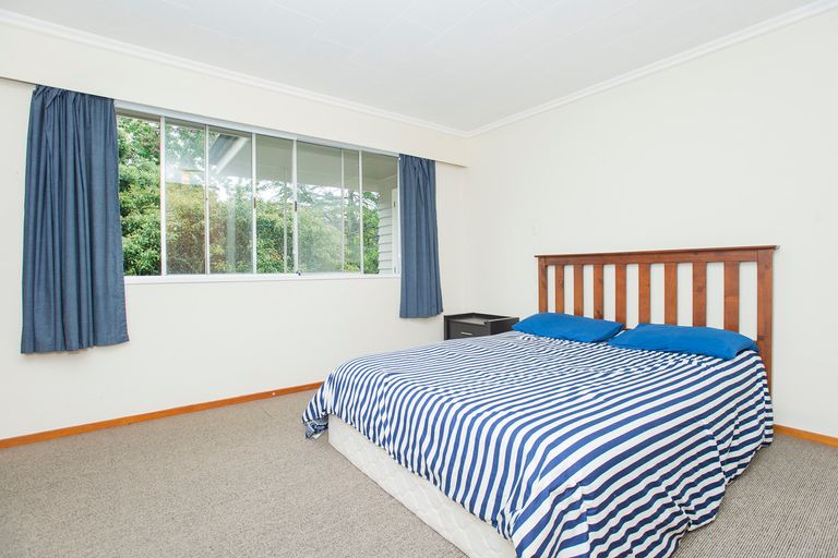 Photo of property in 27 Seddon Crescent, Whataupoko, Gisborne, 4010