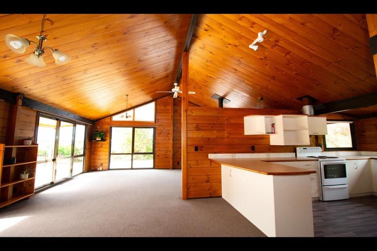 Photo of property in 20 Tobin Place, Richmond Heights, Taupo, 3330