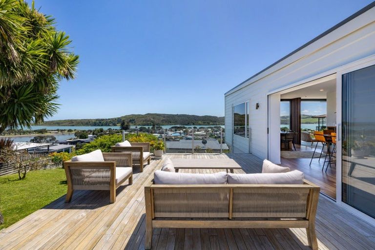 Photo of property in 18 Upper Bow Street, Raglan, 3225