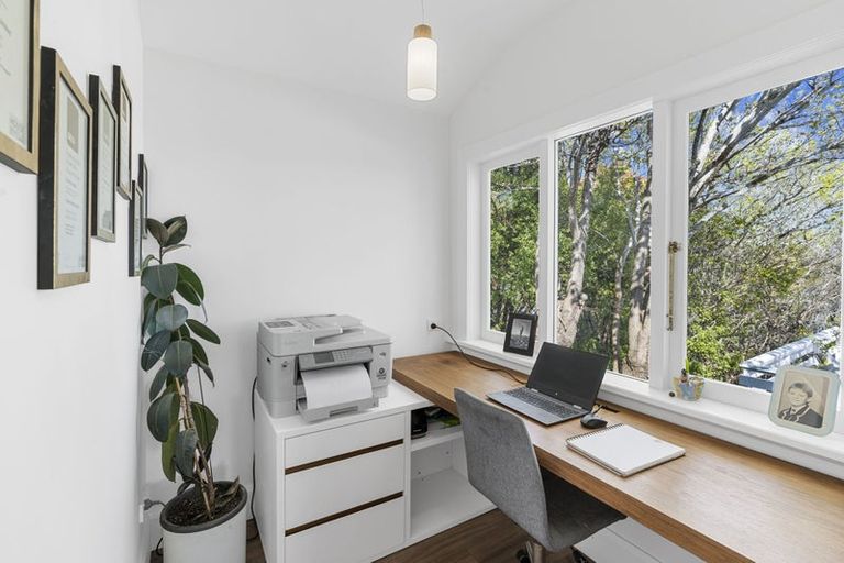 Photo of property in 1/34 Hackthorne Road, Cashmere, Christchurch, 8022