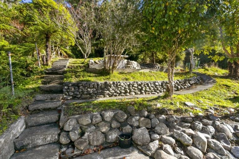 Photo of property in 54 Sunny Grove, Wainuiomata, Lower Hutt, 5014