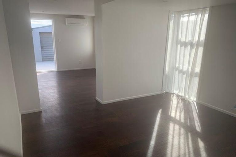 Photo of property in 521a Marine Parade, South New Brighton, Christchurch, 8062