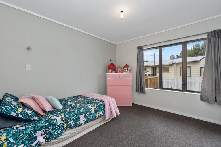 Photo of property in 11 Riley Place, Fitzroy, Hamilton, 3206