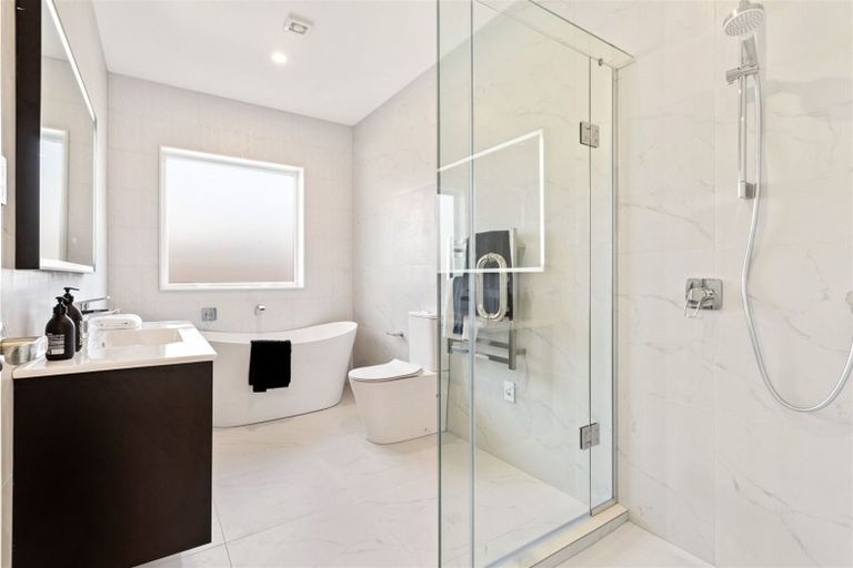 Photo of property in 87 Vinistra Road, Kumeu, 0810