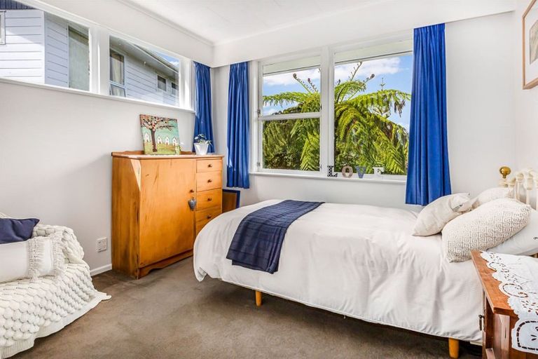 Photo of property in 21 Vista Grove, Kelson, Lower Hutt, 5010