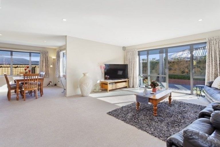 Photo of property in 38 Cassino Street, Rangiora, 7400