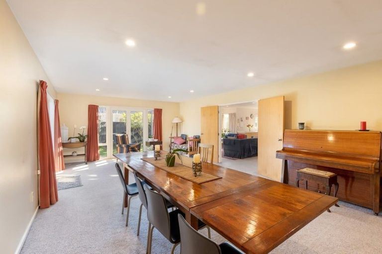 Photo of property in 55 Bryndwr Road, Bryndwr, Christchurch, 8052