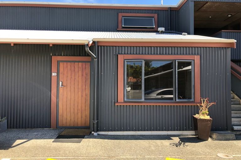 Photo of property in Hastings Gospel Hall, 10/2a Hillsbrook Place, Havelock North, 4130