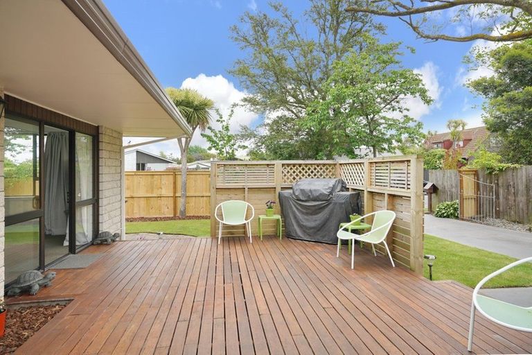 Photo of property in 10 Gibbs Drive, Woodend, 7610