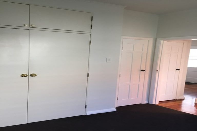 Photo of property in 73 Bell Road, Waiwhetu, Lower Hutt, 5010