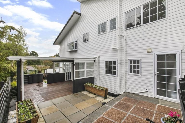 Photo of property in 2/6 Torbay Heights, Torbay, Auckland, 0630