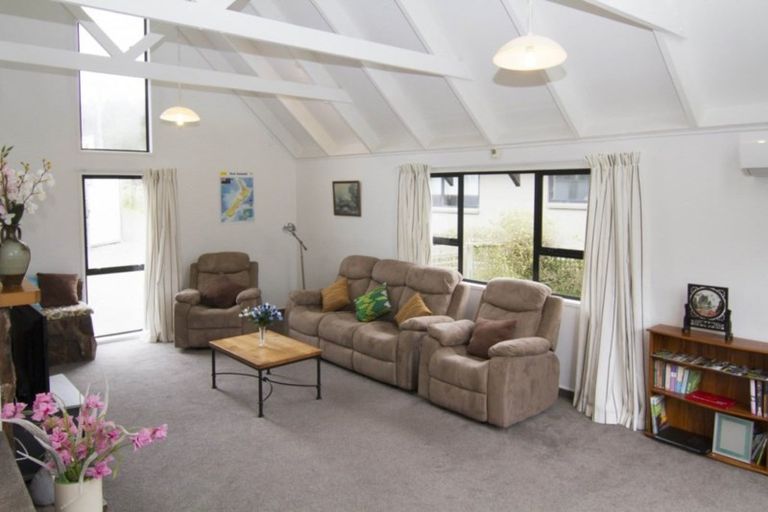 Photo of property in 16 Lewis Road, Lynmore, Rotorua, 3010