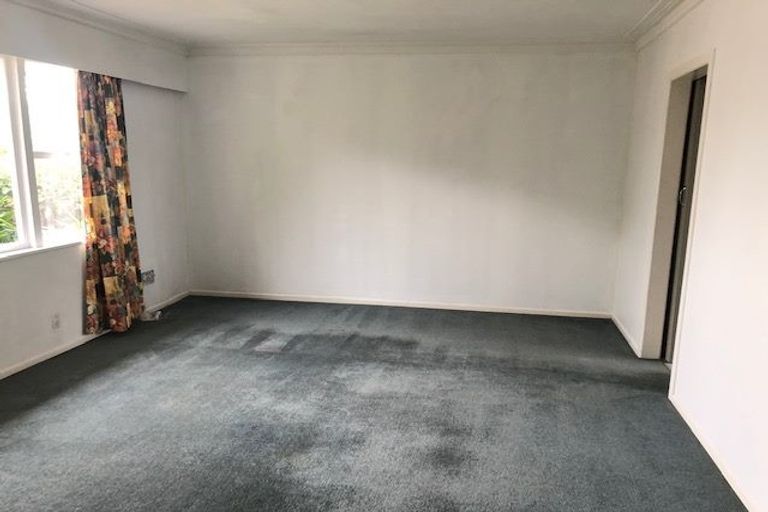 Photo of property in 2/10 Mahon Place, Papatoetoe, Auckland, 2025