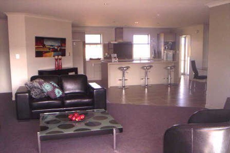 Photo of property in 40 Somerton Drive, Huntington, Hamilton, 3210