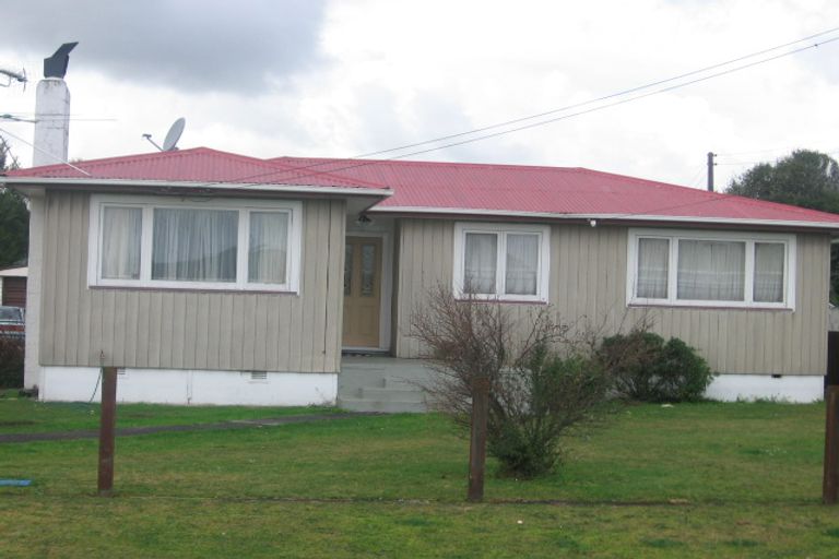Photo of property in 16 Albion Place, Papakura, 2110
