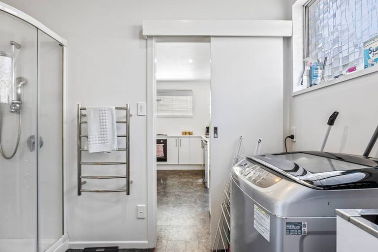 Photo of property in 76 Trafalgar Street, St Albans, Christchurch, 8014