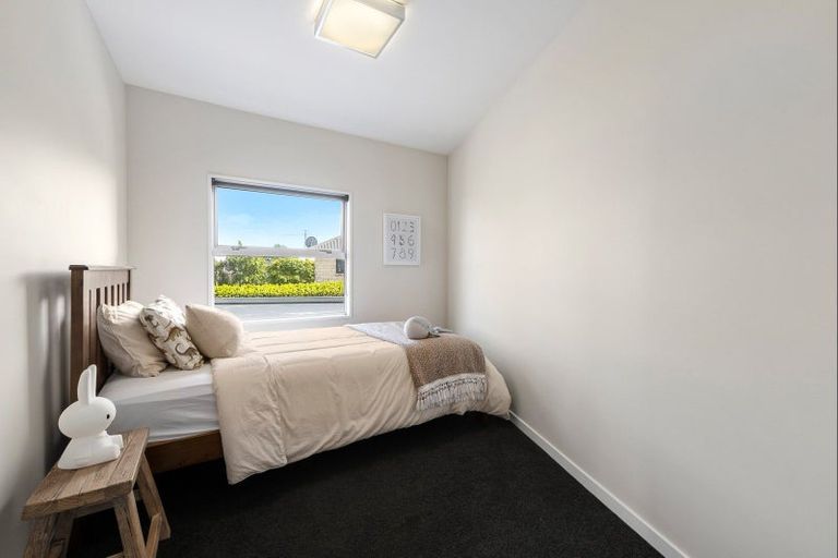 Photo of property in 51 Oxley Avenue, St Albans, Christchurch, 8014