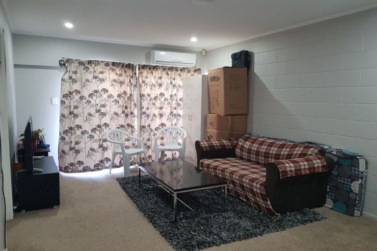 Photo of property in 2/171 Shirley Road, Papatoetoe, Auckland, 2025