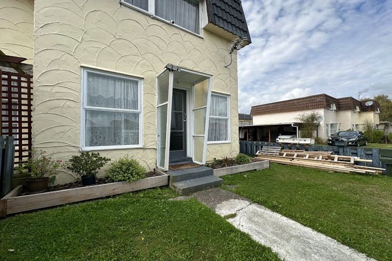 Photo of property in 5b William Booth Grove, Trentham, Upper Hutt, 5018