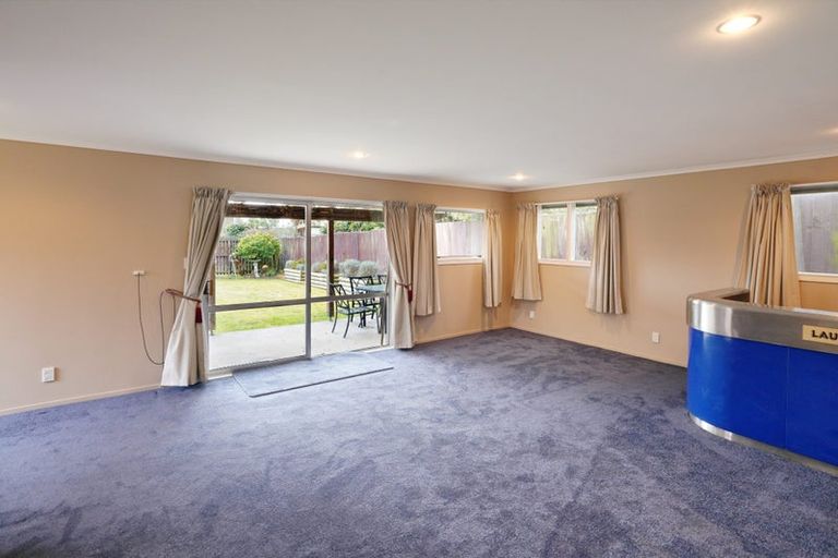 Photo of property in 41a Lake Terrace Road, Burwood, Christchurch, 8061