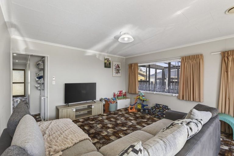 Photo of property in 18 Jade Place, Bell Block, New Plymouth, 4312