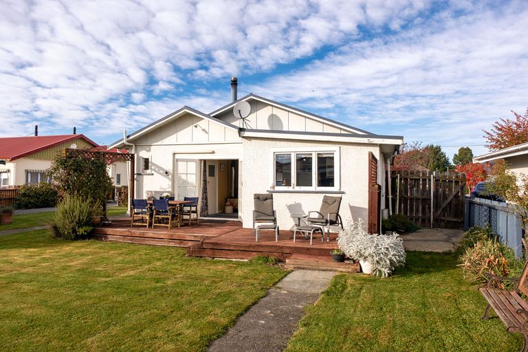 Photo of property in 28 School Road, Fairlie, 7925