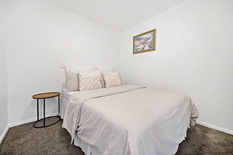Photo of property in 24 Tawa Road, Onehunga, Auckland, 1061