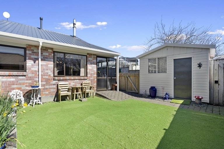 Photo of property in 30 Nikau Street, Inglewood, 4330