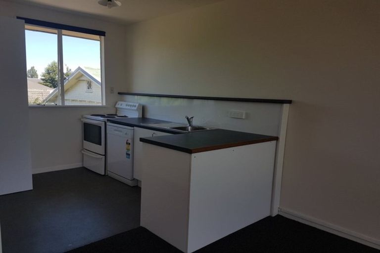 Photo of property in 55 Olliviers Road, Phillipstown, Christchurch, 8011