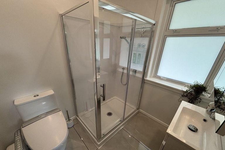 Photo of property in 2 Hackett Street, Whanganui East, Whanganui, 4500