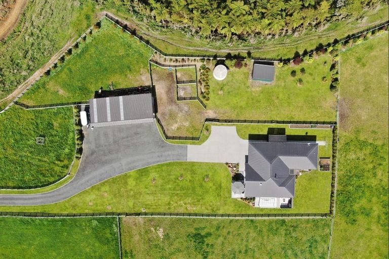 Photo of property in 9 Betty May Drive, Pyes Pa, Tauranga, 3173