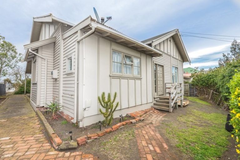 Photo of property in 79 Alma Road, Gonville, Whanganui, 4501