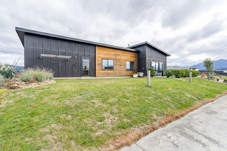 Photo of property in 29 Pounamu Drive, Te Anau, 9600