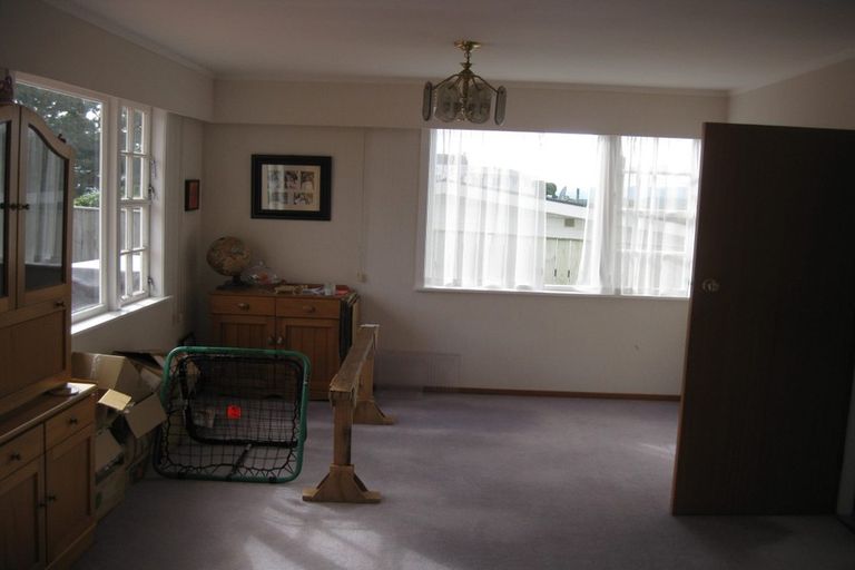 Photo of property in 28 Maple Grove, Kingston, Wellington, 6021