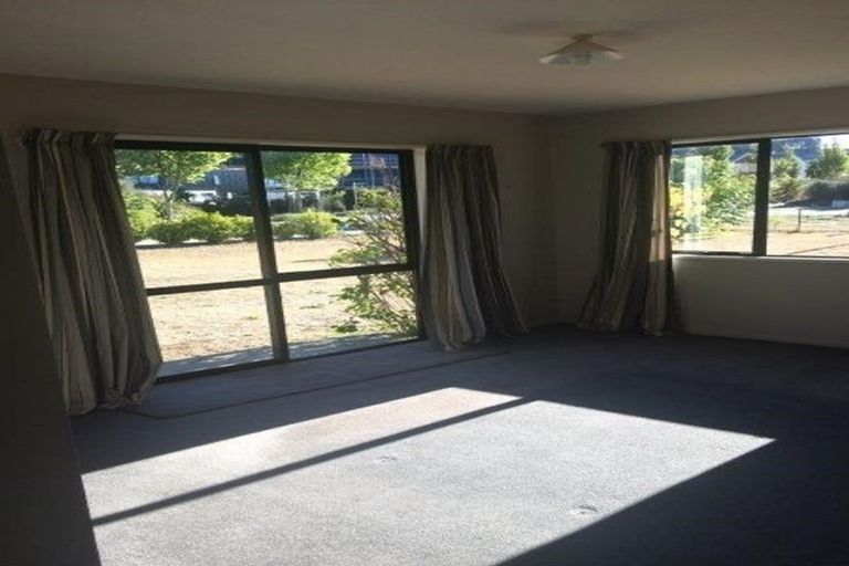 Photo of property in 14 Rata Street, Wanaka, 9305